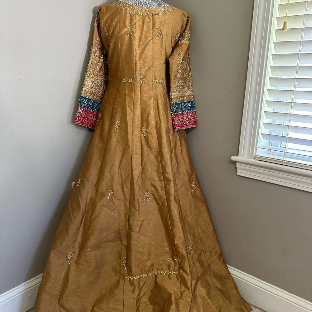 Embellished Golden Brown Traditional Evening Dress - Picture 14 of 14